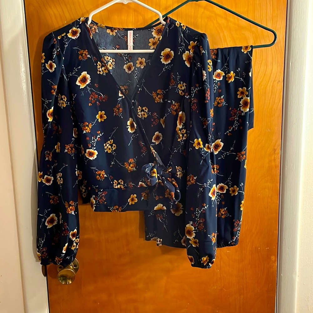 Floral matching set